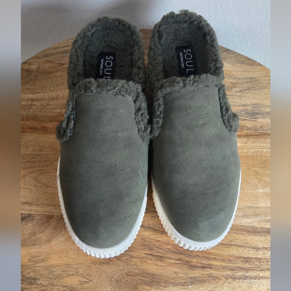 SOUL Naturalizer Truly-Cozy Olive Green Fleece Slip-On Shoes, Women's 6.5 W